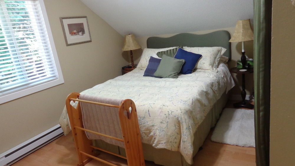 Tea Cozy Bed & Breakfast Qualicum Beach Exterior foto