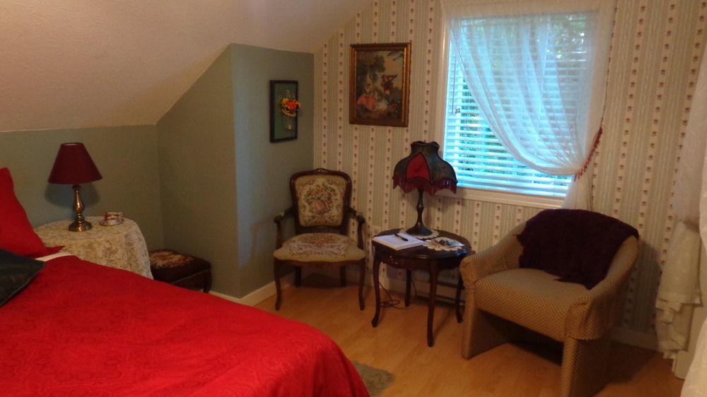 Tea Cozy Bed & Breakfast Qualicum Beach Exterior foto